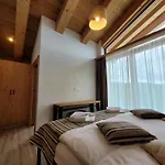 Apartment Scala Six Jasna - Free Jacuzzi & Sauna & Breakfast ! *